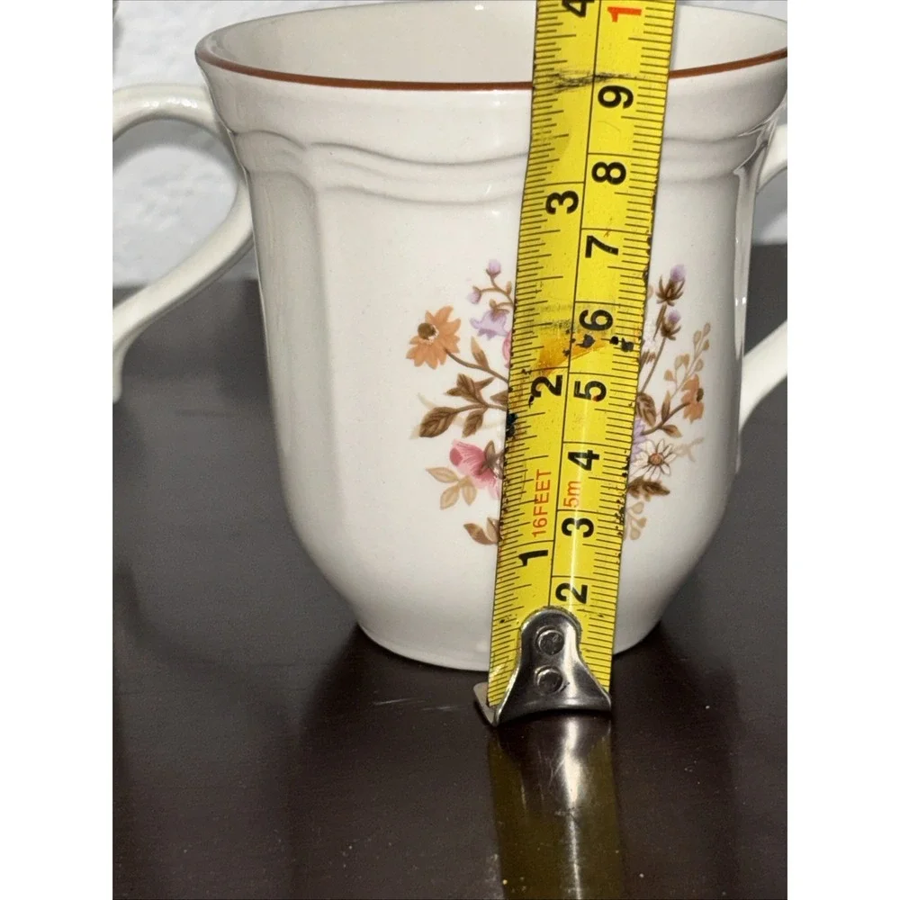 Vintage Diamond Stoneware Cups Flowers 2‎ Pc